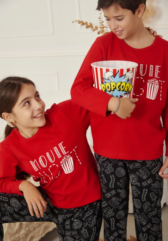 Детска пижама с лого Movie Night